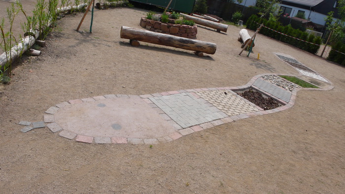 Barfußpfad Juli 2010.jpg